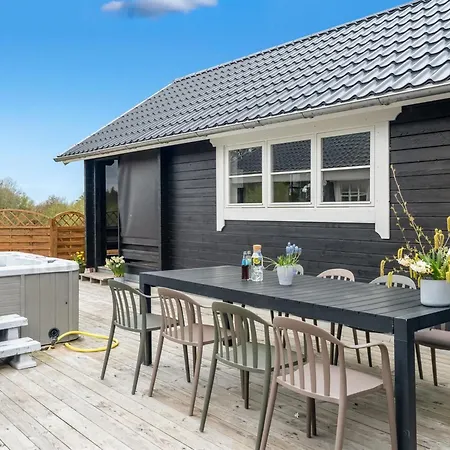 Gizella Holiday home *